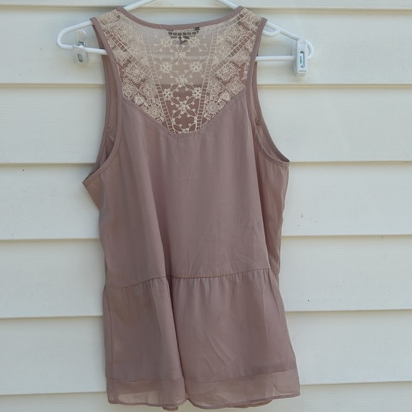 Lace Detail Pink Sleeveless Top - Picture 2 of 6